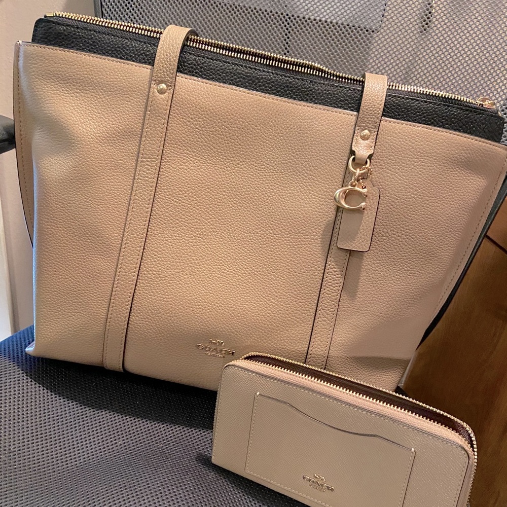 Brand new Coach bag (wallet sold)